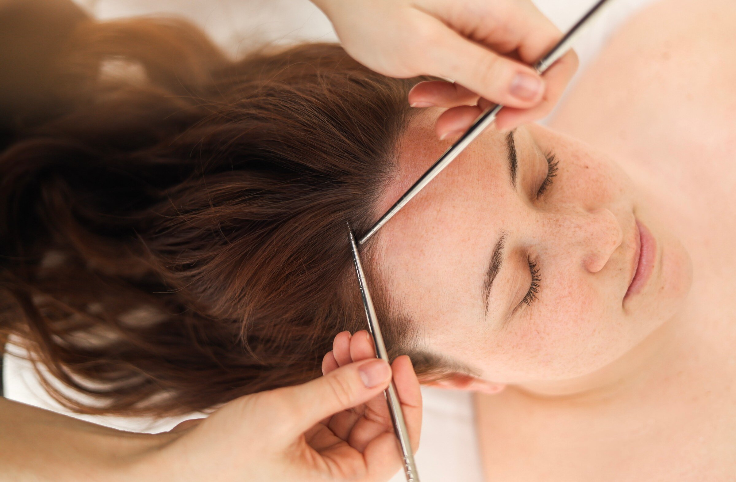 Targeted facial massage with precision tools