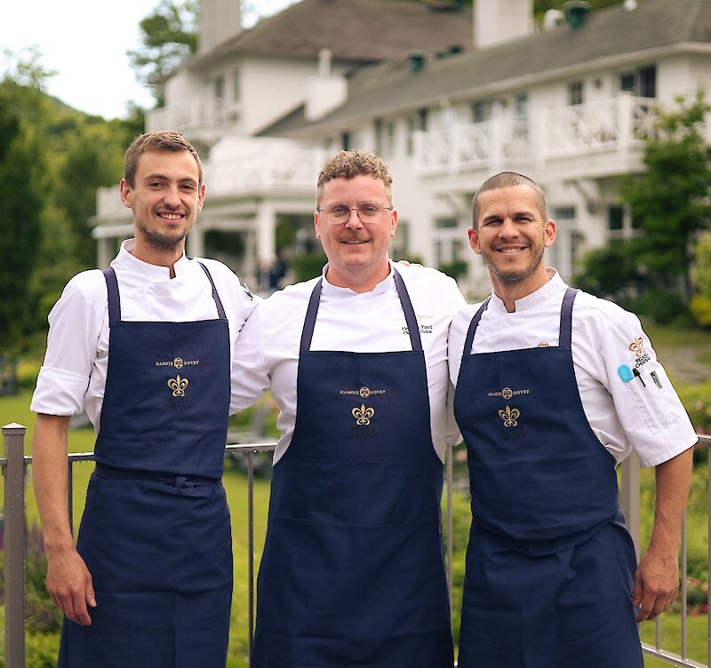 Les chefs du Manoir Hovey dans une photo d'équipe.