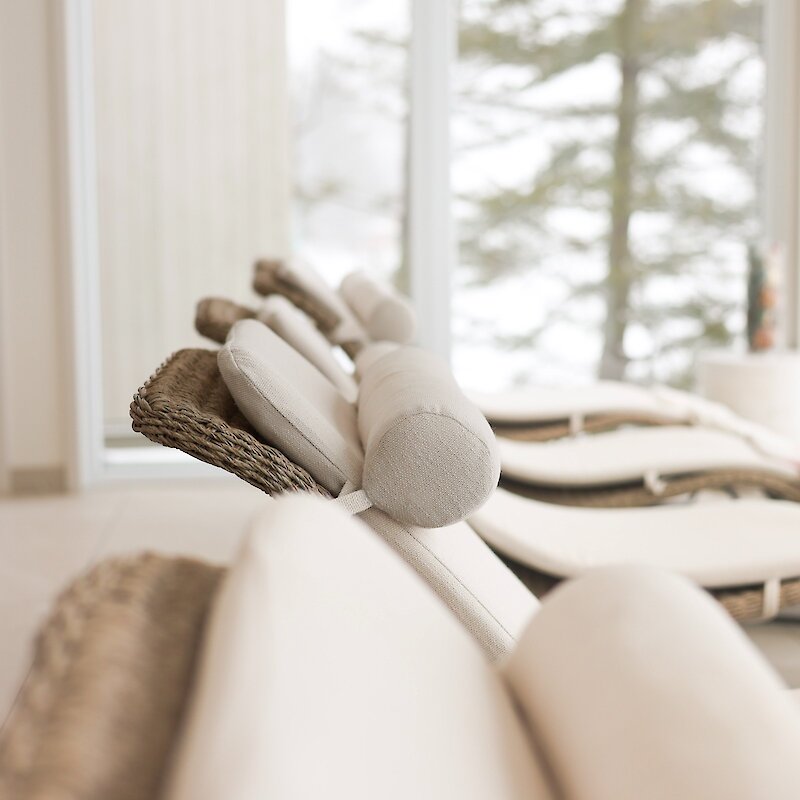Relaxation room looking at frozen lake