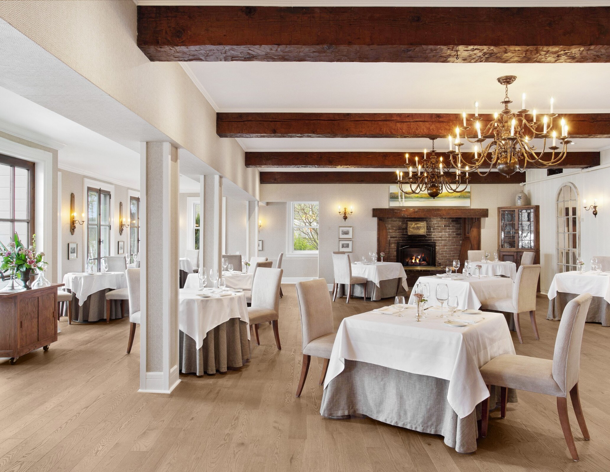 A large restaurant with many tables