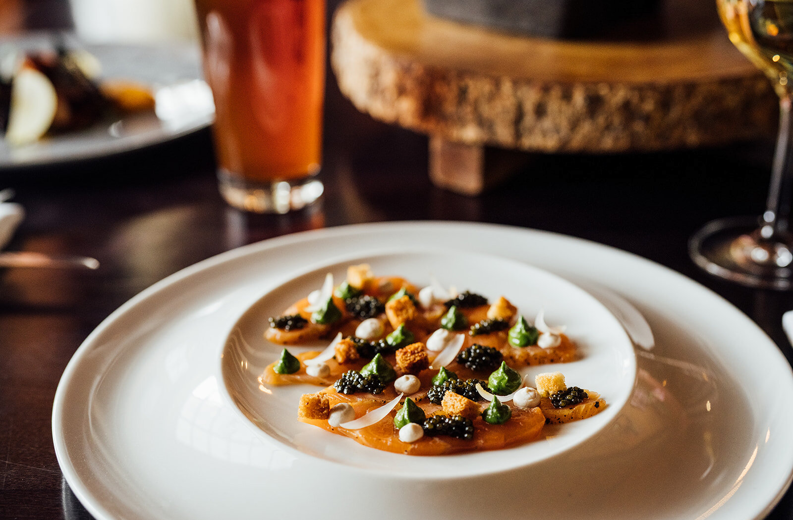 Du saumon sur une assiette